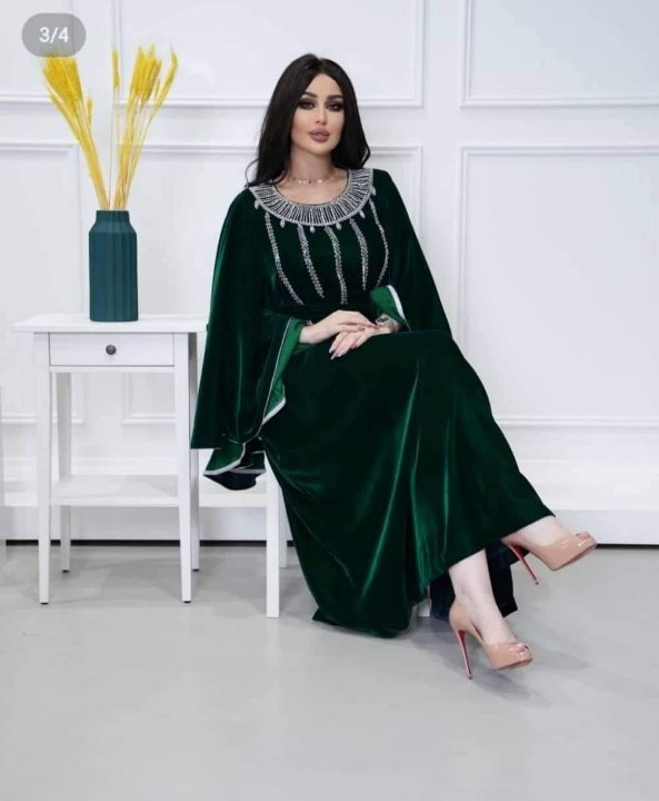 Queen & Queens | Rent or Sell Dresses and Accessories
