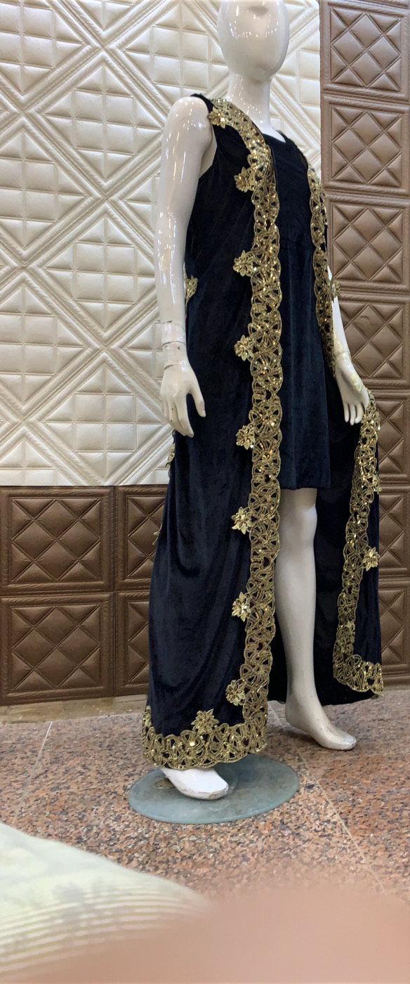 Queen & Queens | Rent or Sell Dresses and Accessories
