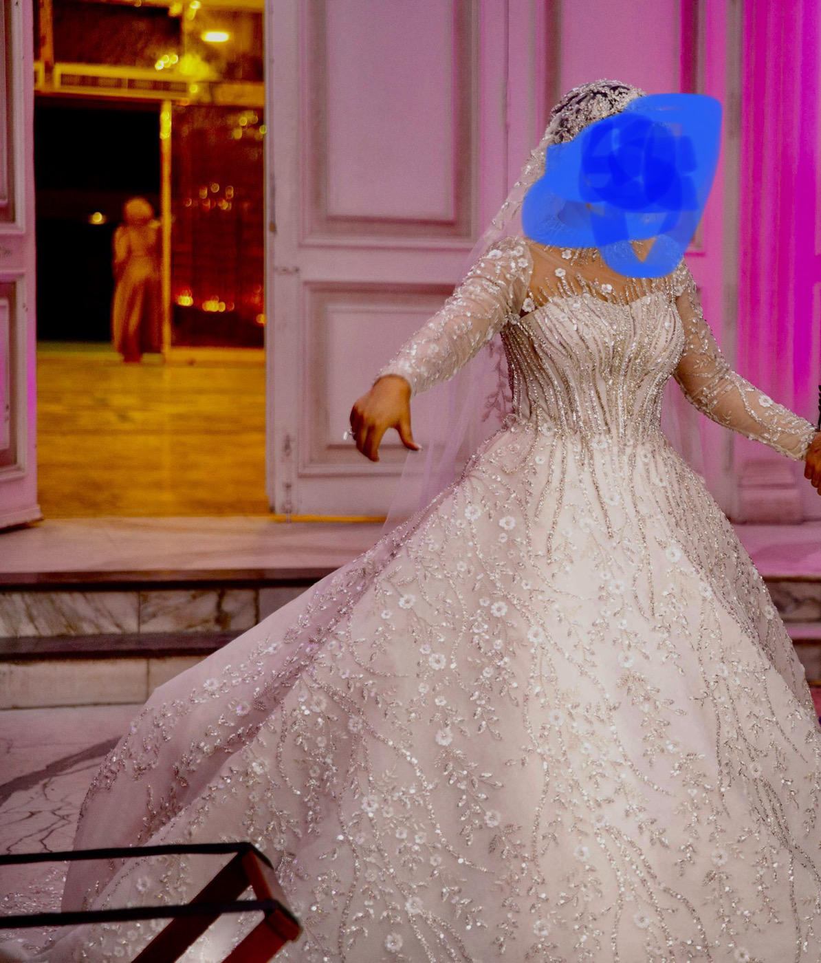 Queen & Queens | Rent or Sell Dresses and Accessories