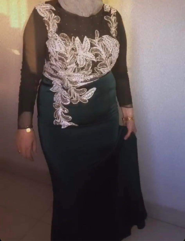 Queen & Queens | Rent or Sell Dresses and Accessories