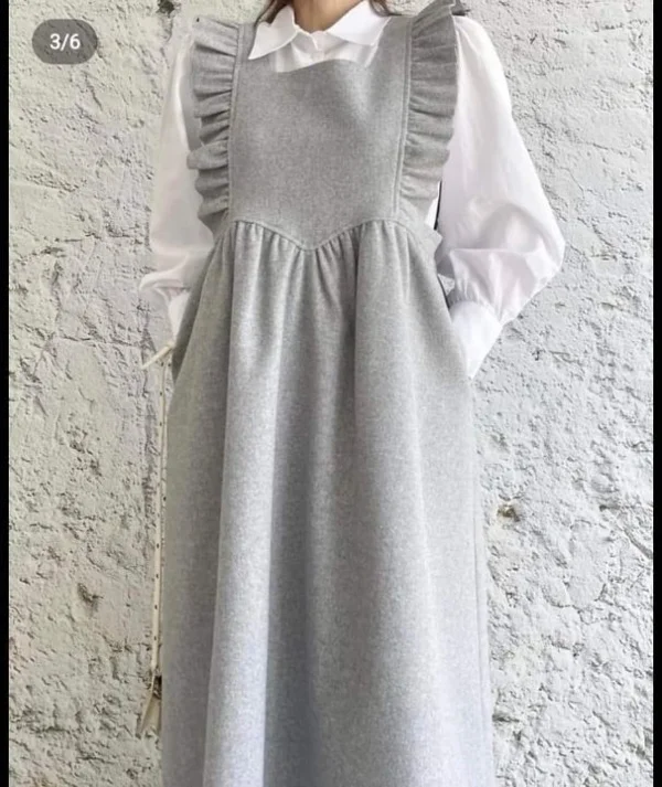 Queen & Queens | Rent or Sell Dresses and Accessories