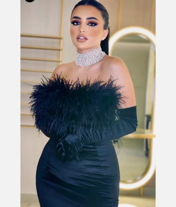 Queen & Queens | Rent or Sell Dresses and Accessories