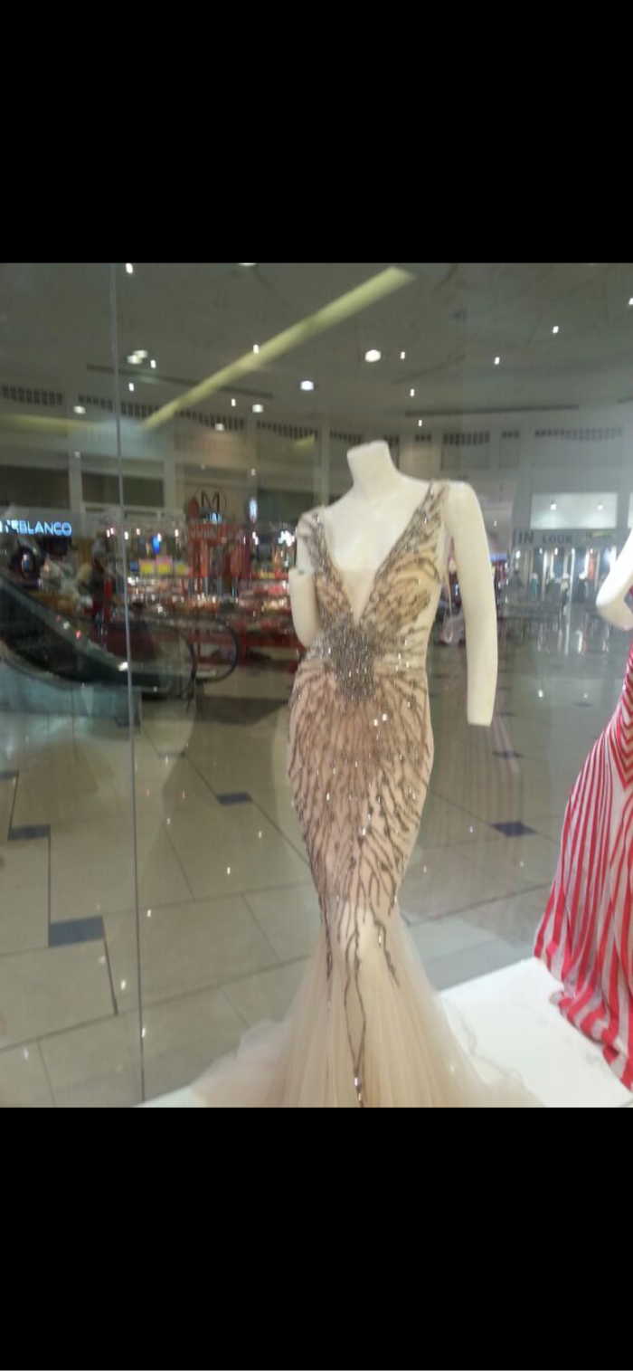 Beige Abendkleid