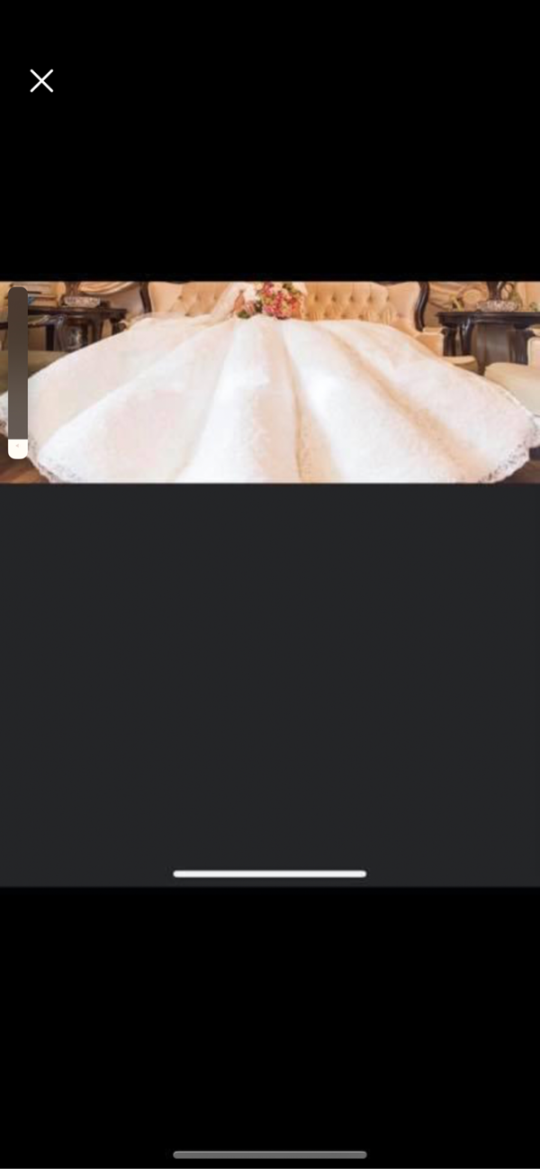 Queen & Queens | Rent or Sell Dresses and Accessories