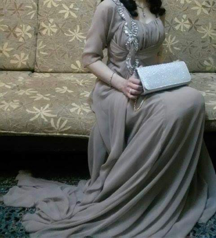 Beige Abendkleid