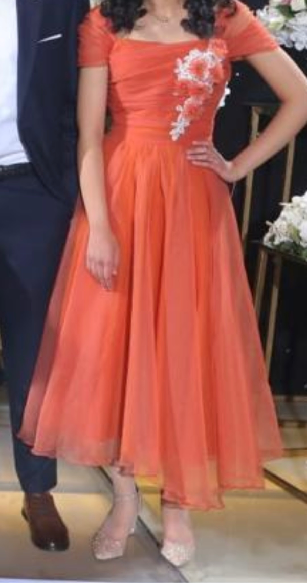 Queen & Queens | Rent or Sell Dresses and Accessories