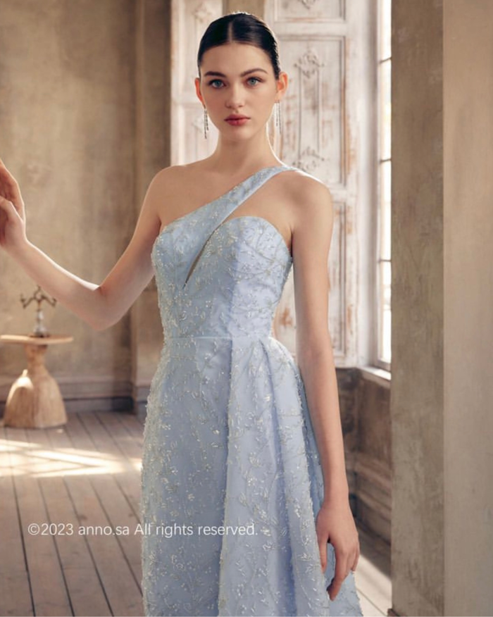 Blaues Abendkleid