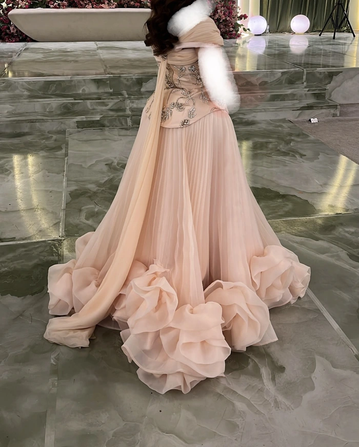 Rosa Abendkleid