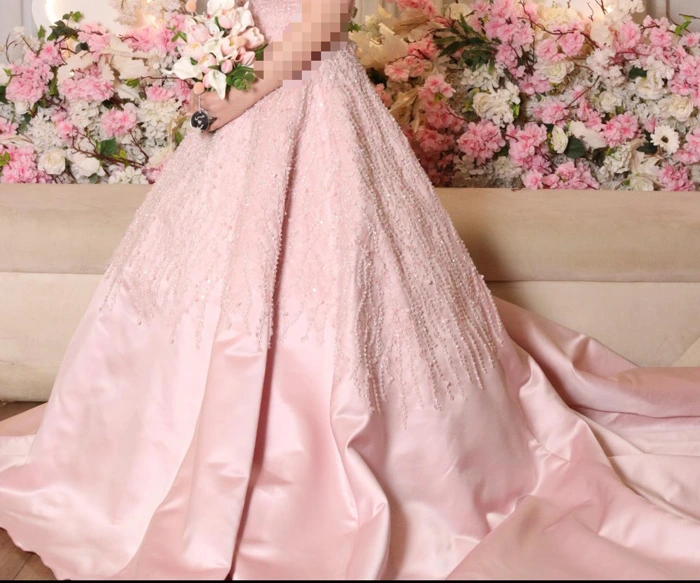 Rosa Brautkleid