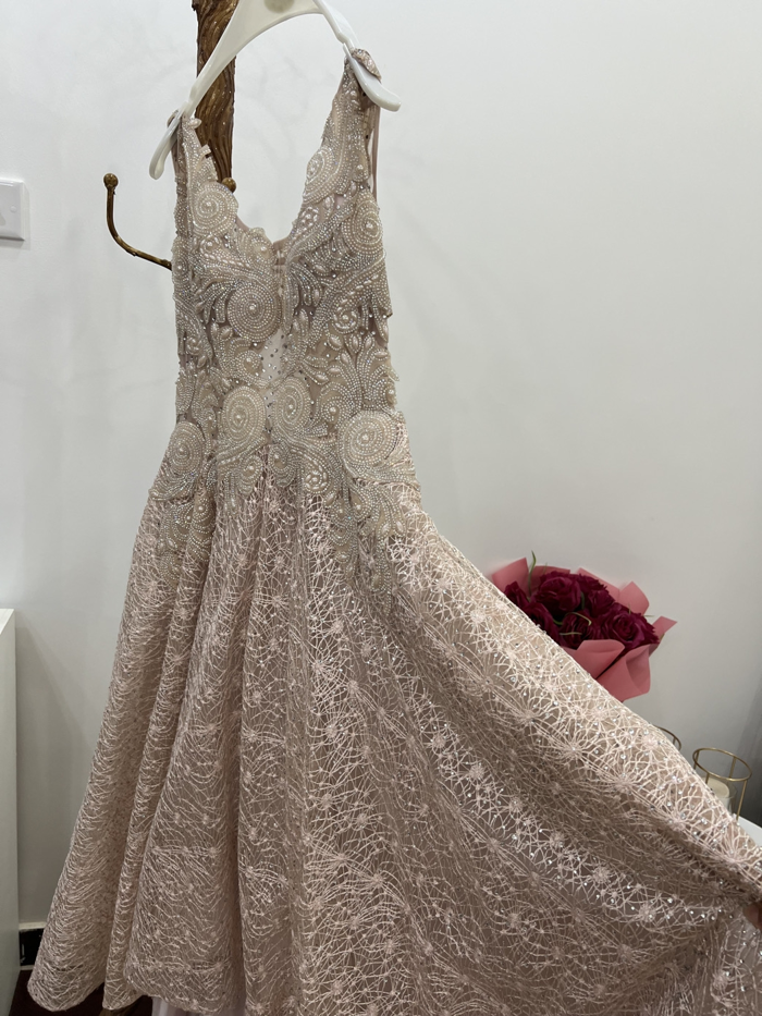 Rosa Abendkleid