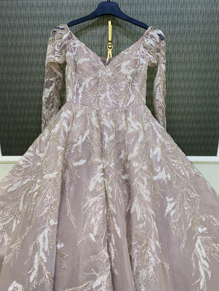 Rosa Abendkleid