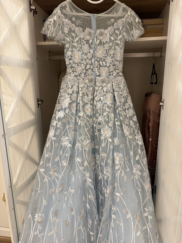 Blaue Abendkleid