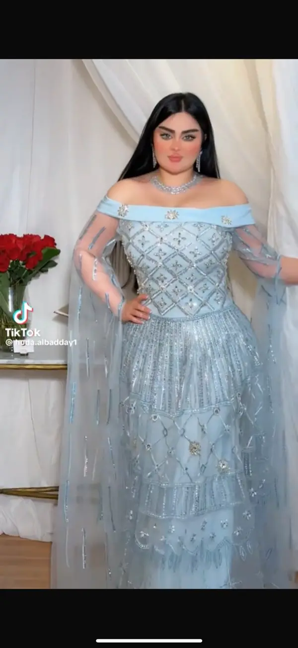 Queen & Queens | Rent or Sell Dresses and Accessories