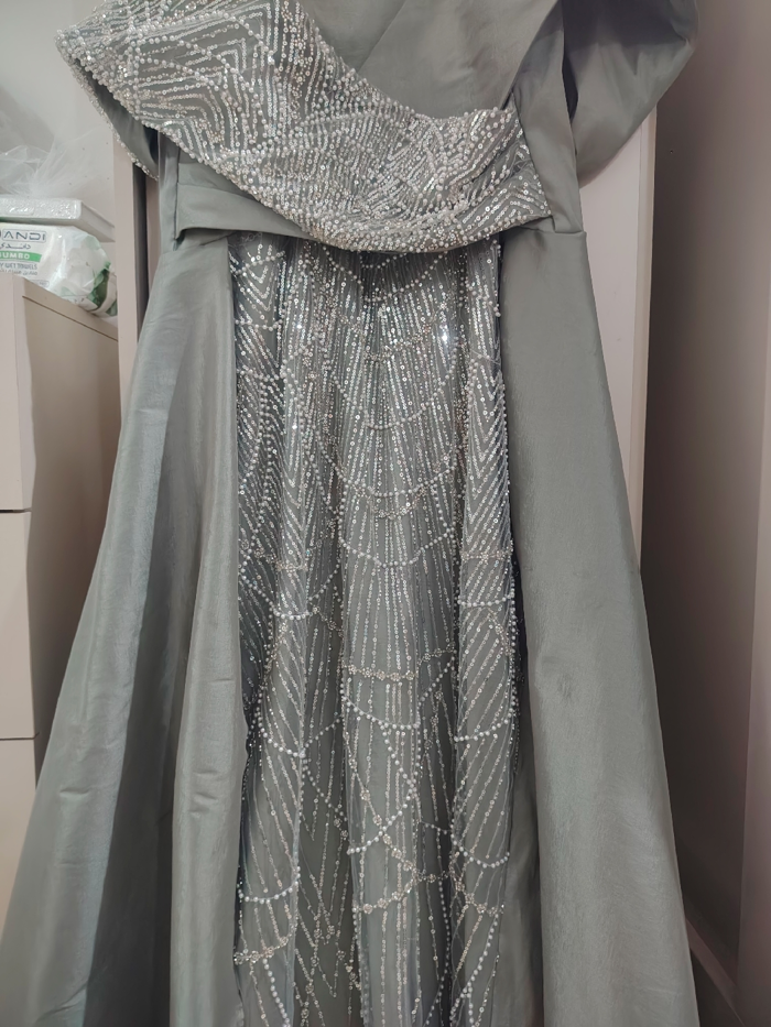 Grüne Abendkleid