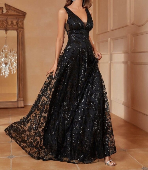 فستان فساتين ضيقة - M، اسود، محافظه الدوادمي ، المملكة العربية السعودية - صورة 7