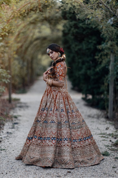 Traditional Dress - M, Beige 