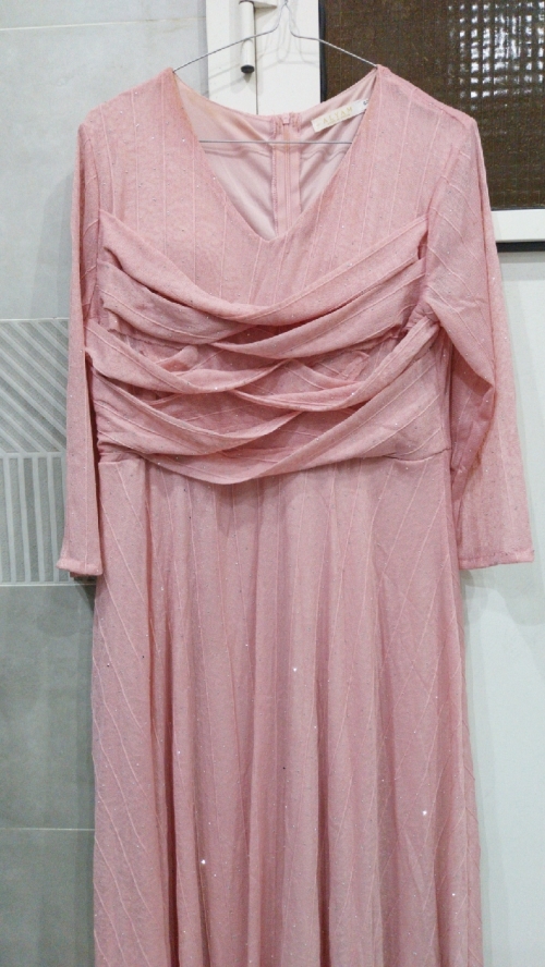 فستان  سهرة - زهري، جازان احد المسارحه  - صورة 2