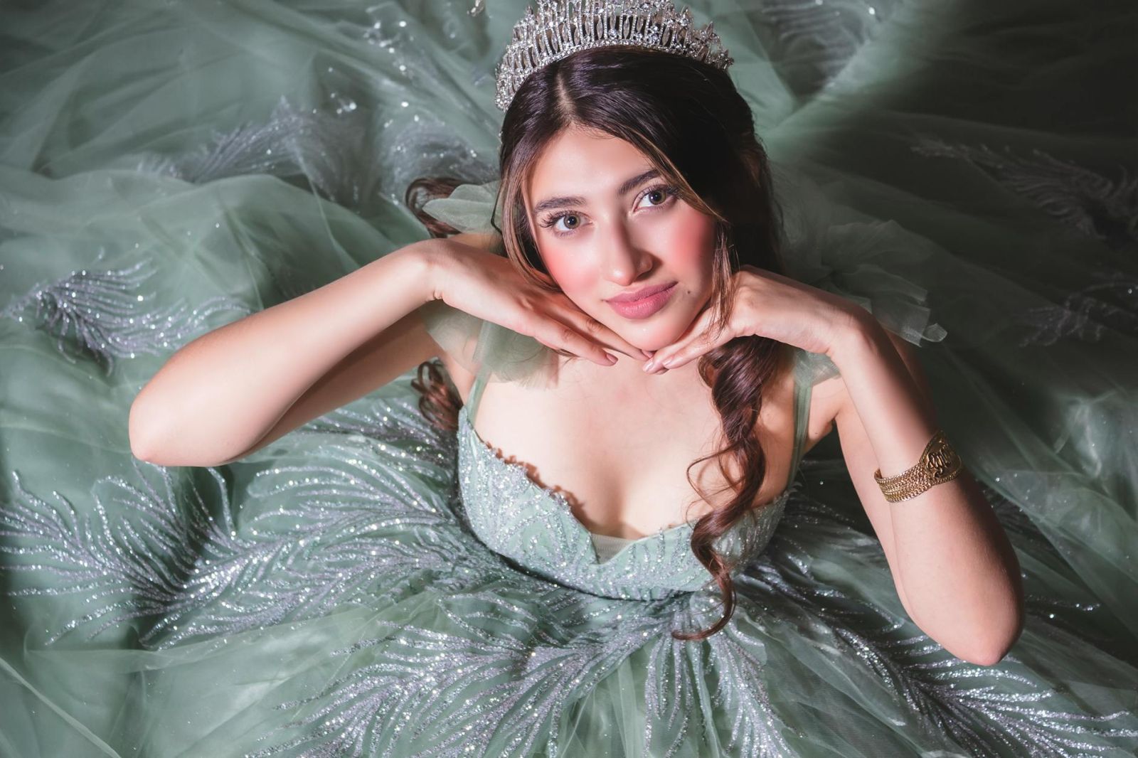 Evening Gown Styling: Complete Guide for a Polished Look