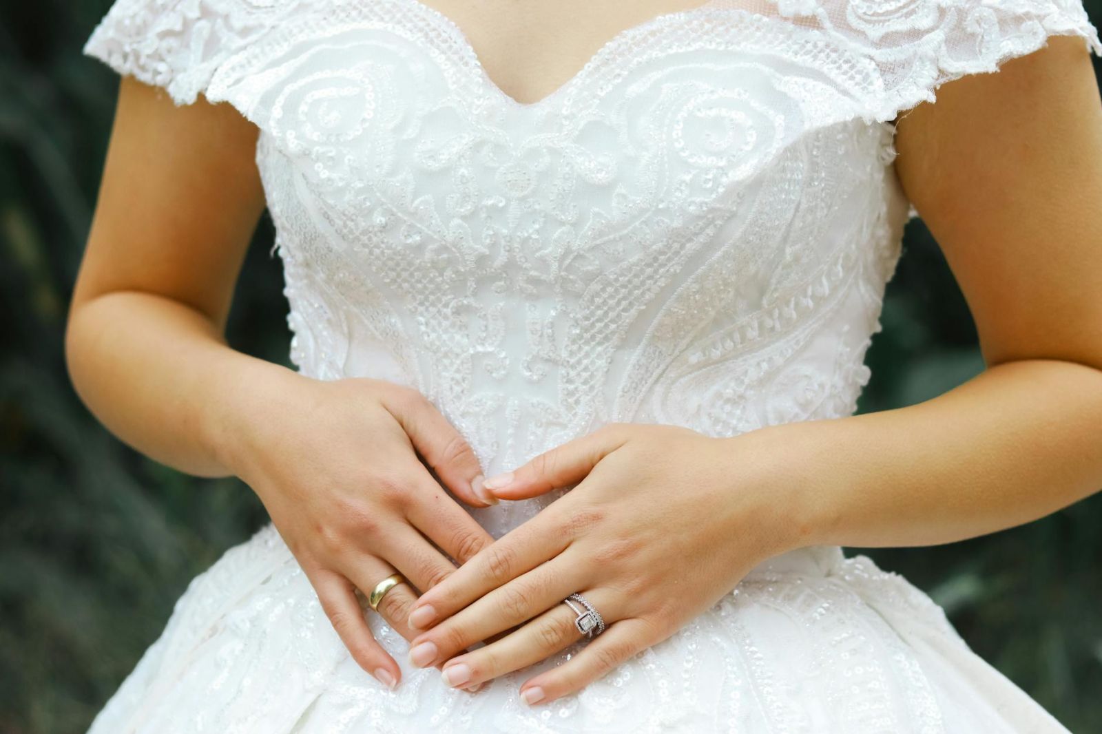 Wedding Dress Fit and Silhouette: Premium Styling Moves Used by Professionals