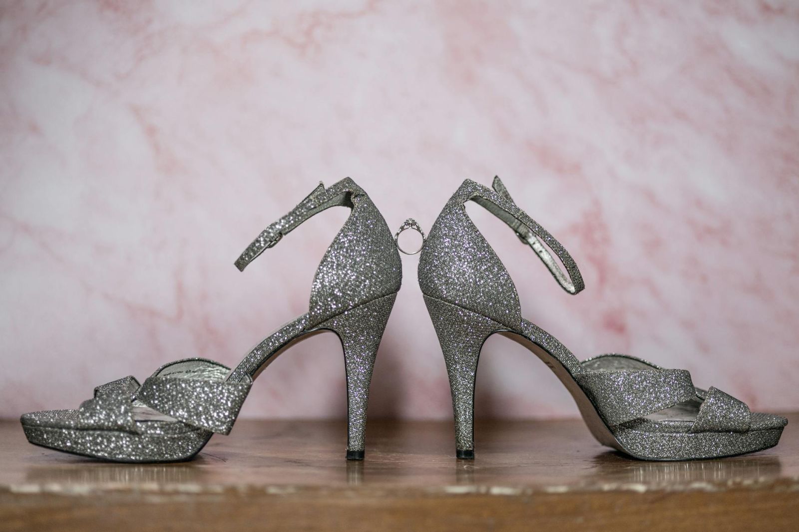 How to Choose the Perfect Silver Evening Shoes