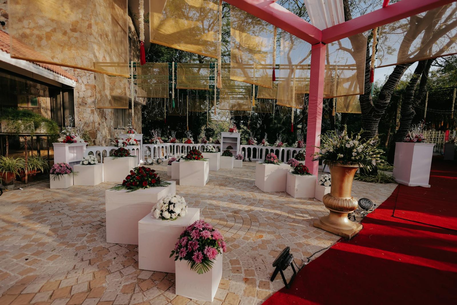 Event Styling and Coordination: Seasonal Trends with Practical Tips