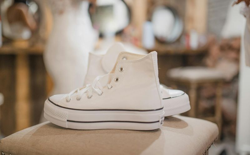 How to Choose the Perfect Wedding Sneakers