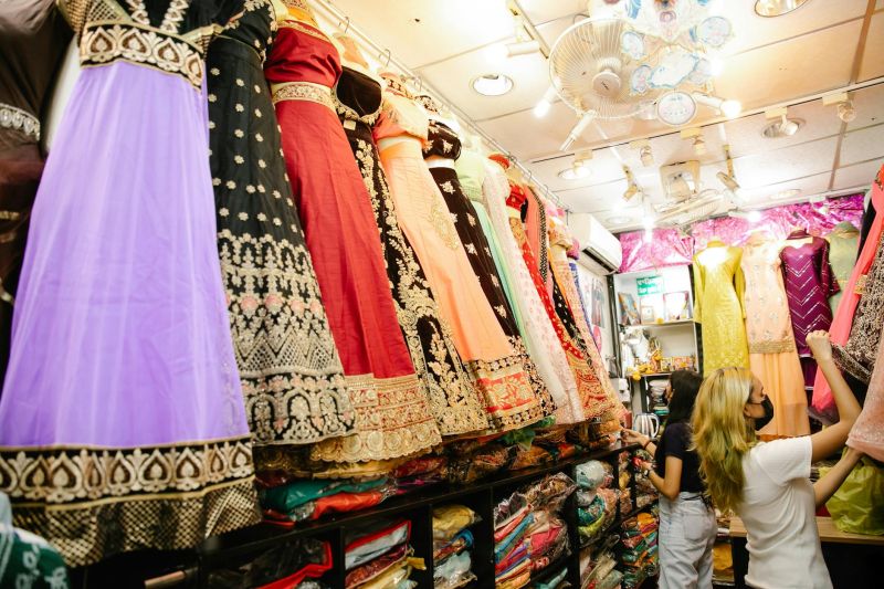 Dress Rental Planning: Complete Guide for a Polished Look