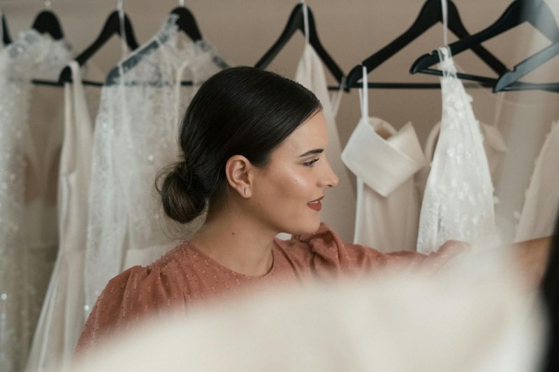 How to Choose Evening Gowns for Formal Events