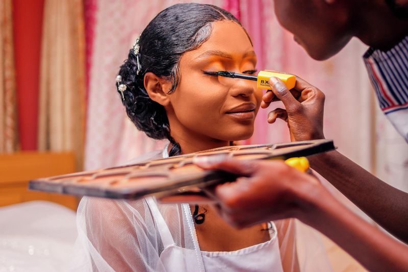 How to Choose the Perfect Long-Lasting Bridal Foundation