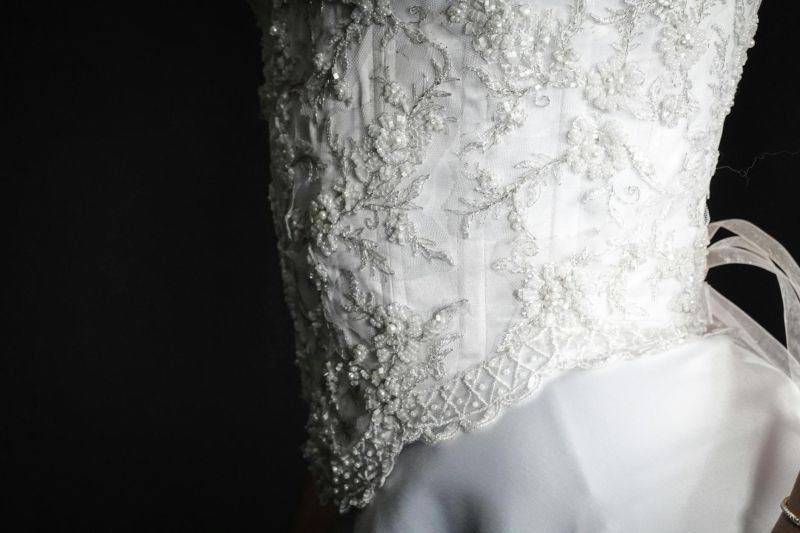 How to Choose the Perfect Adding a Bustle