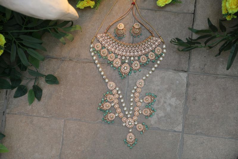 A Complete Guide to Pearl Bridal Set