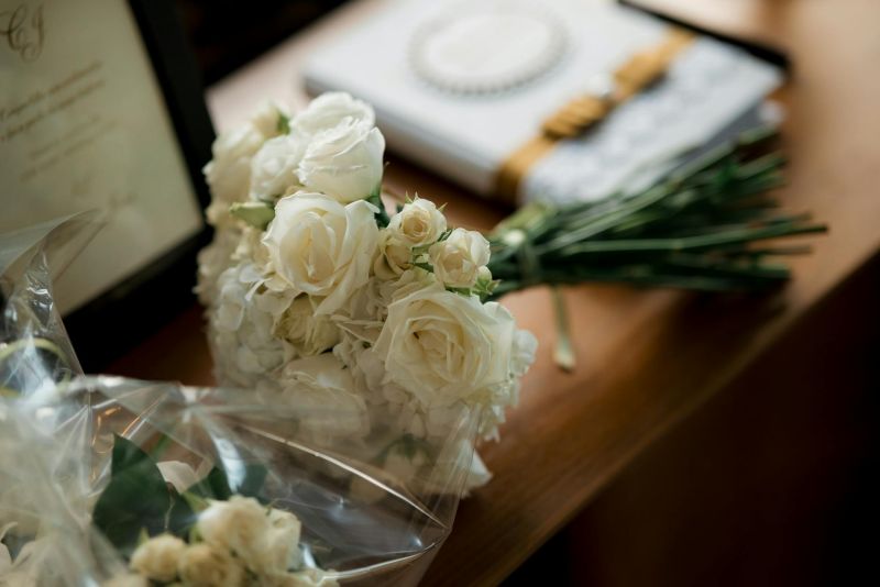 How to Choose the Perfect Wedding Bouquet Wrap