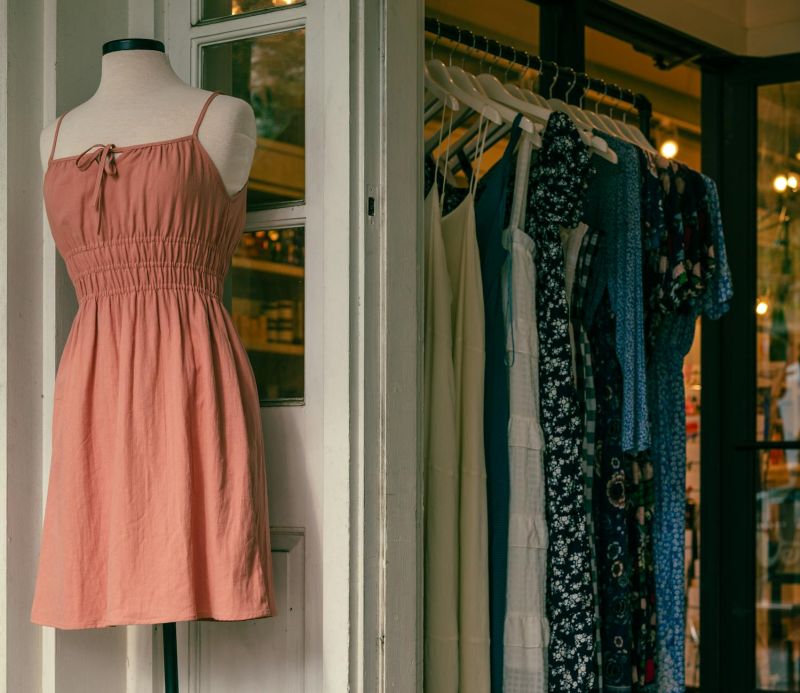 Dress Rental Planning: Expert Checklist Before You Buy